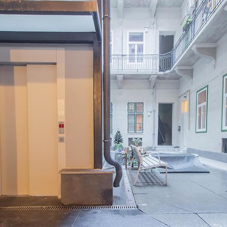 Kalvin 2Bdr Apartment With Ac 부다페스트 외부 사진