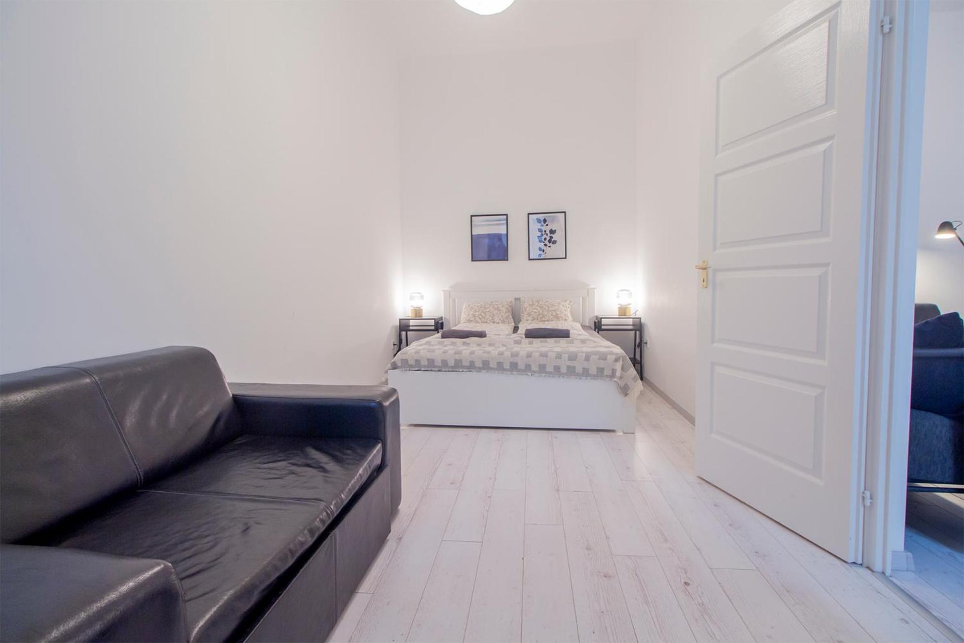 Kalvin 2Bdr Apartment With Ac 부다페스트 외부 사진